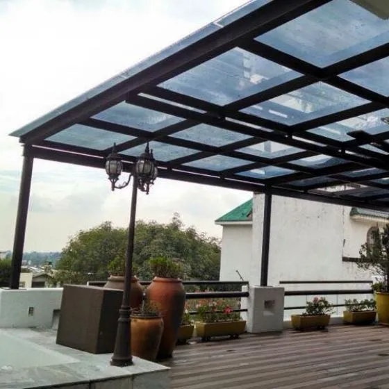 Coberturas de Vidro em Guarulhos SP Coberturas de Vidro em Guarulhos SP — Cobertura em quintal residencial coberto